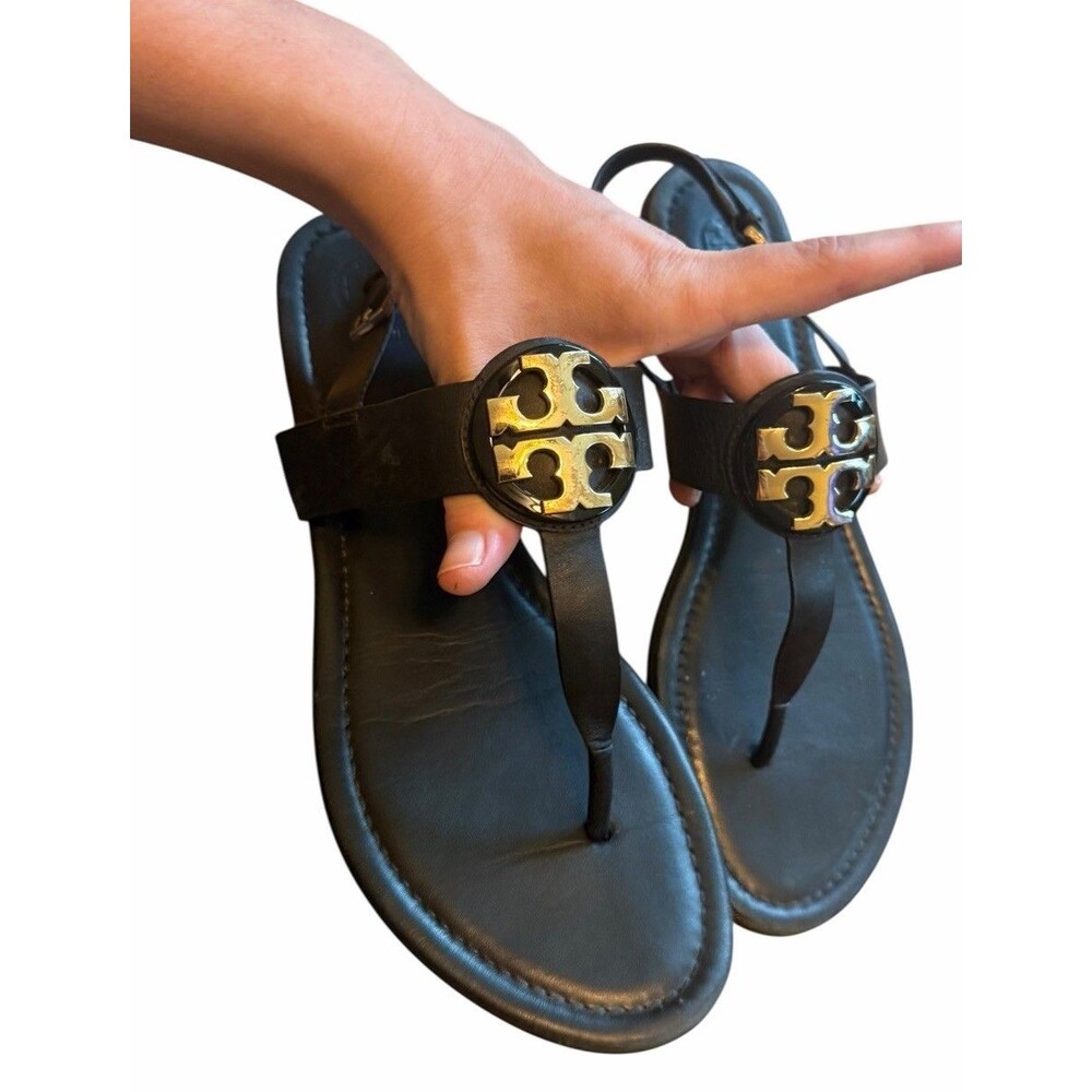 Tory Burch Bryce Logo Black Leather Sandals Flat Thong Flip Flop 9 Womens Summer - Picture 2 of 10